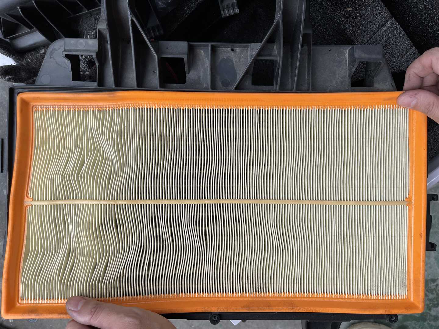 OEM Air Filter for V260 , This is the factory air filter, published by Mach5 Performance.